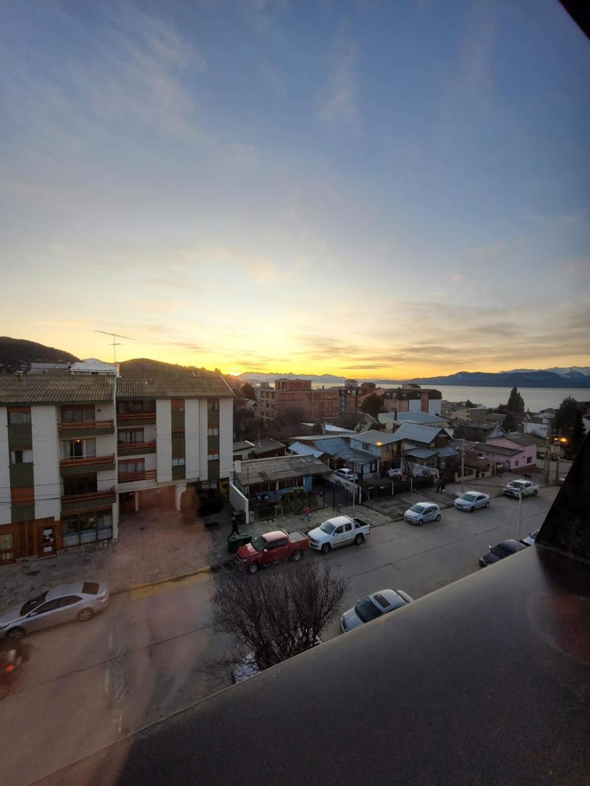 Palacios Bari Alojamientos San Carlos de Bariloche Luaran gambar